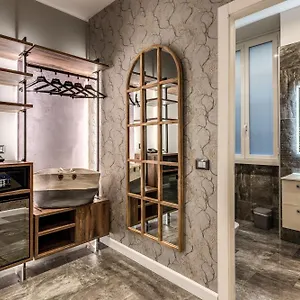 Apollo Boutique Rome